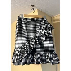 Gangnam Black and White Beautiful skirt NEW with tags!